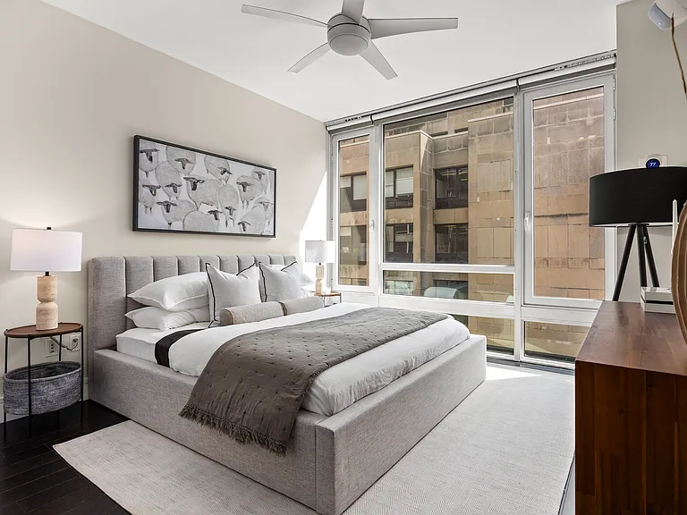261 W 28th St #6B — Photo 9