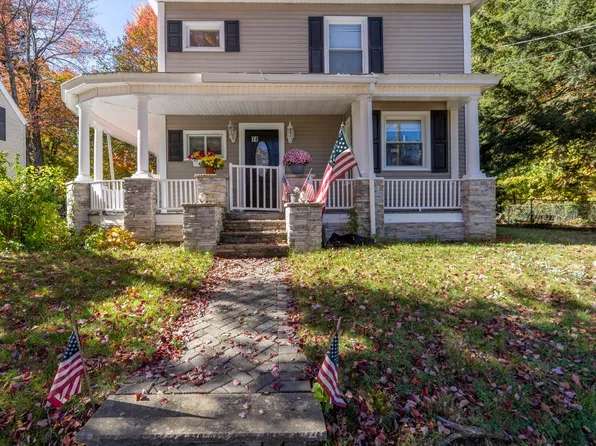 74 Arlington St, Leominster, MA 01453