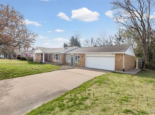 2305 W Delmar Ave, Godfrey, IL 62035