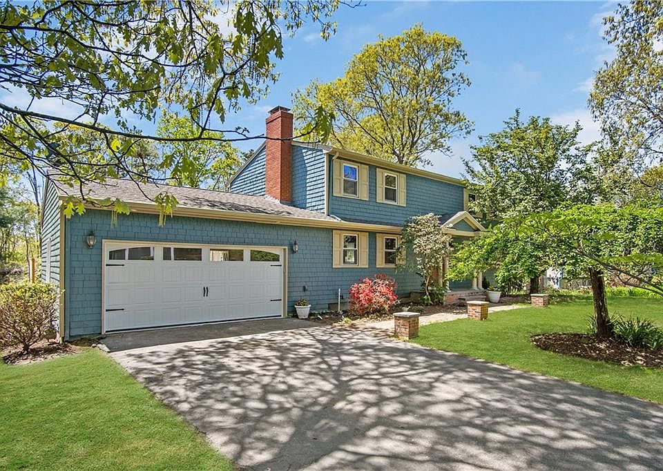 2nd image of 16 Winchester Dr