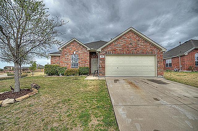 1st image of 306 Dartmoor Dr