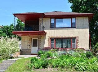 6822 W Wells St, Wauwatosa, WI 53213