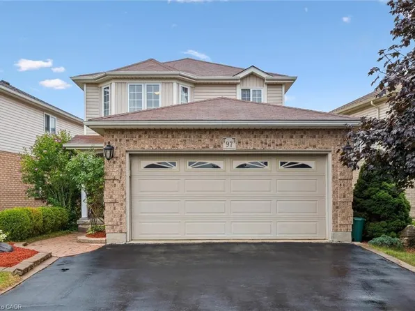97 Marl Meadow Dr, Kitchener, ON N2R 1L4
