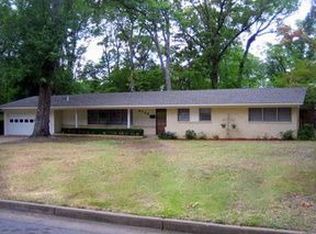 2726 Tanglewood Dr, Tyler, TX 75701
