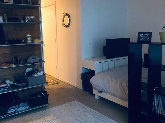 5th image of 330 N Jefferson St APT 806