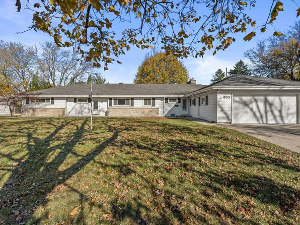 420 East Roberta AVENUE, Waukesha, WI 53186