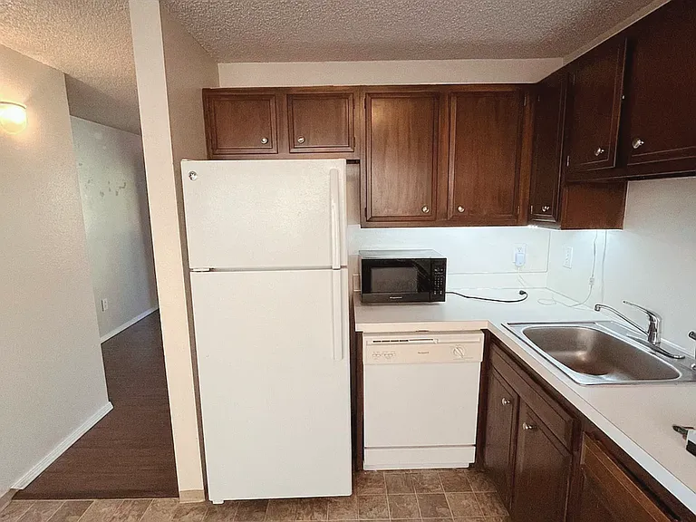 1771 NW 59th St #4 — Photo 10