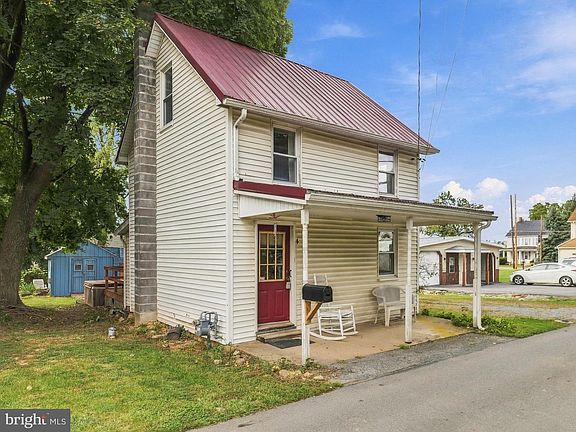 2nd image of 4 Spruce St