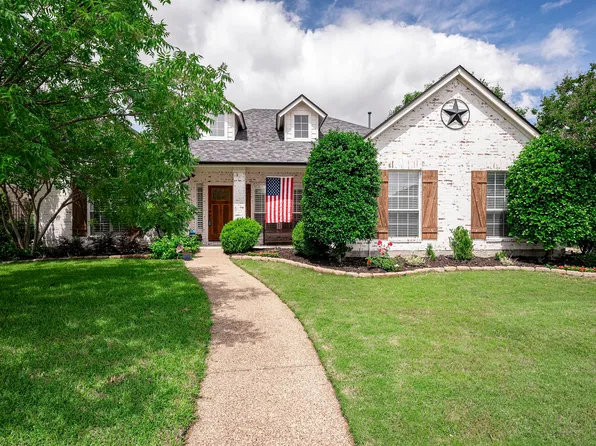 8629 Saddle Ridge Trl, North Richland Hills, TX 76182