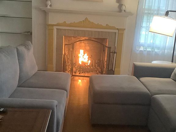 4th image of 419 36th St