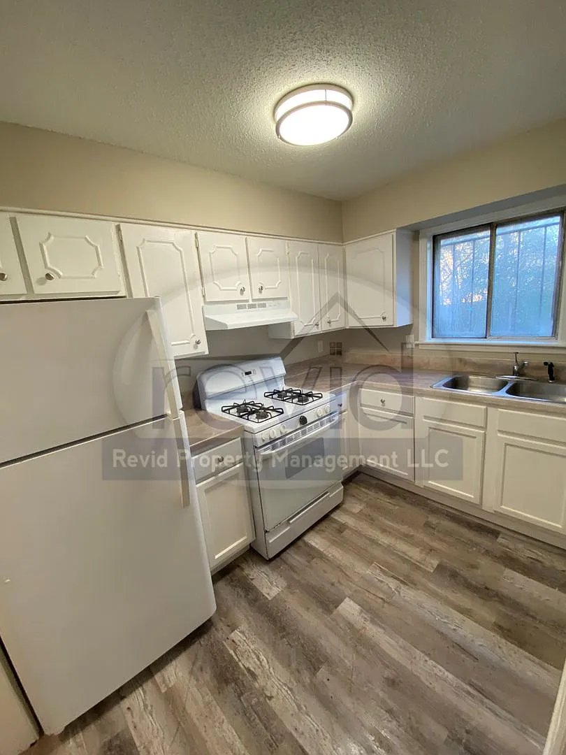 Campbell 3414 — Photo 1