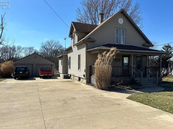 271 Ott St, Clyde, OH 43410