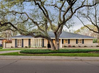 4835 Harvest Hill Rd, Dallas, TX 75244