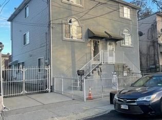 55 Avenue B, Staten Island, NY 10302