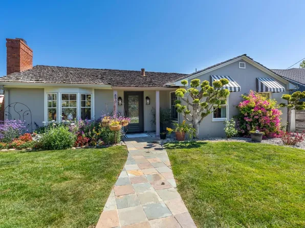 890 Bayview Ave, Pacific Grove, CA 93950