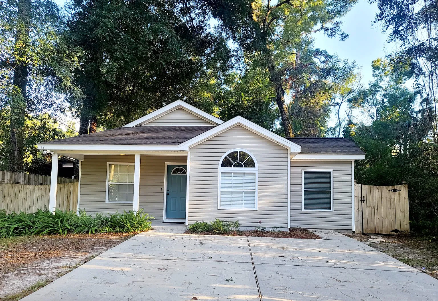 43 Comanche Trail - 1 — Photo 1