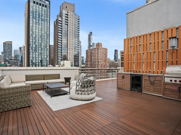 124 West 23rd Street image 13 of 14