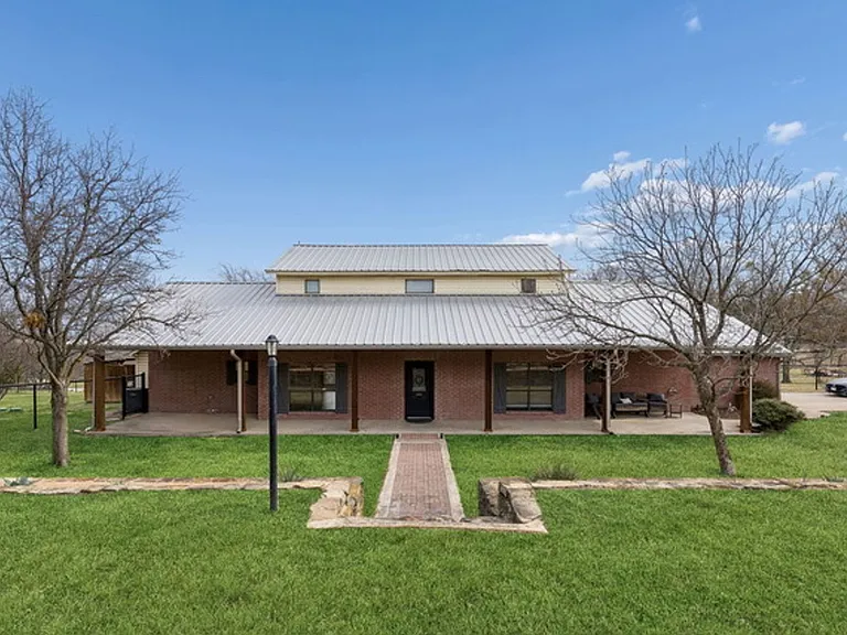 108 S Remuda Ct — Photo 1