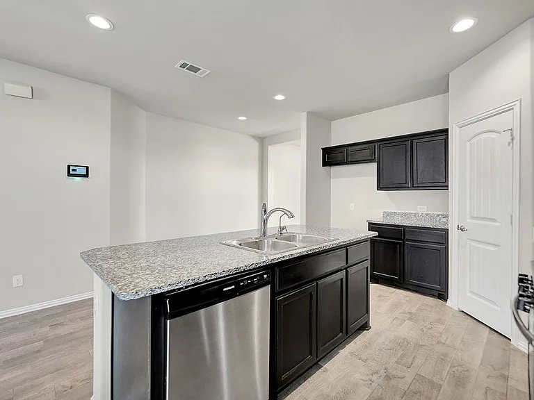 6901 Boss Ranch Rd — Photo 12