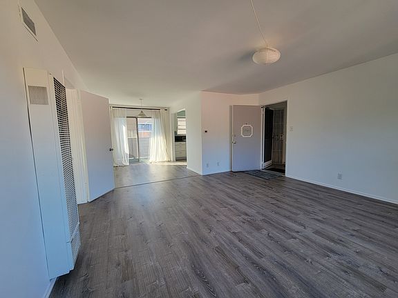 4th image of 3708 1/2 Corinth Ave