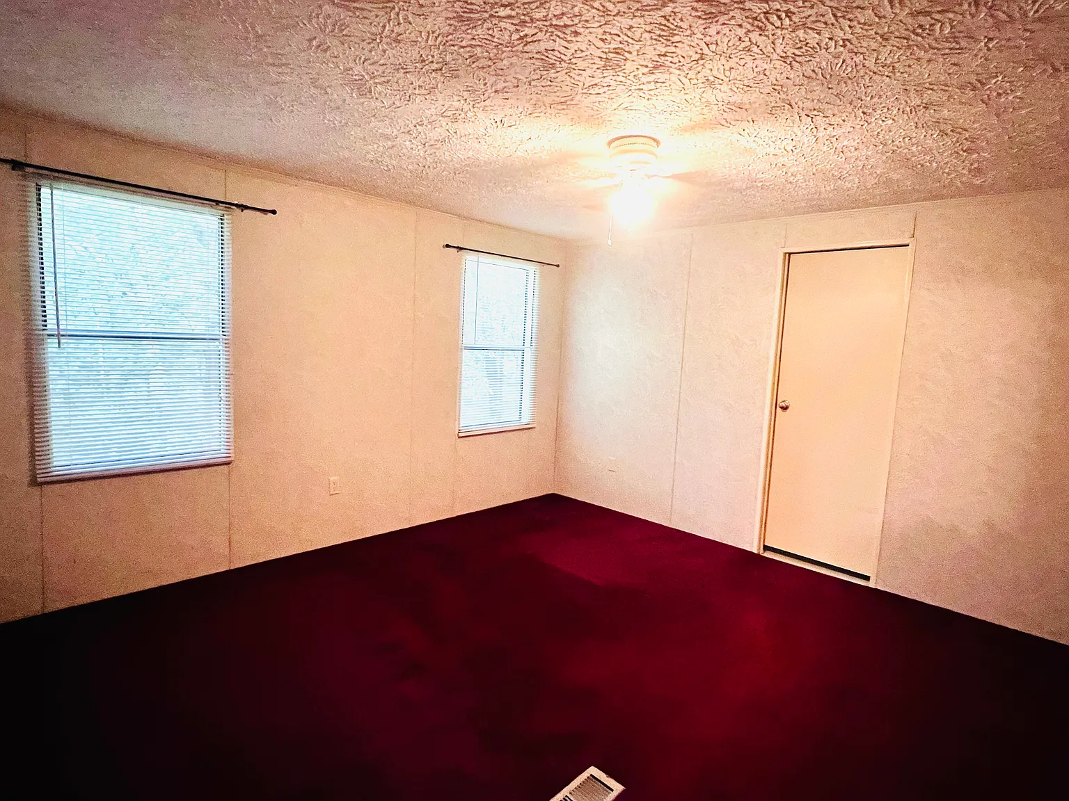 3 bed, 1500 sqft, $1,500 — Photo 4