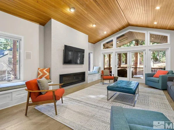 170 Yerington Cir, Glenbrook, NV 89413