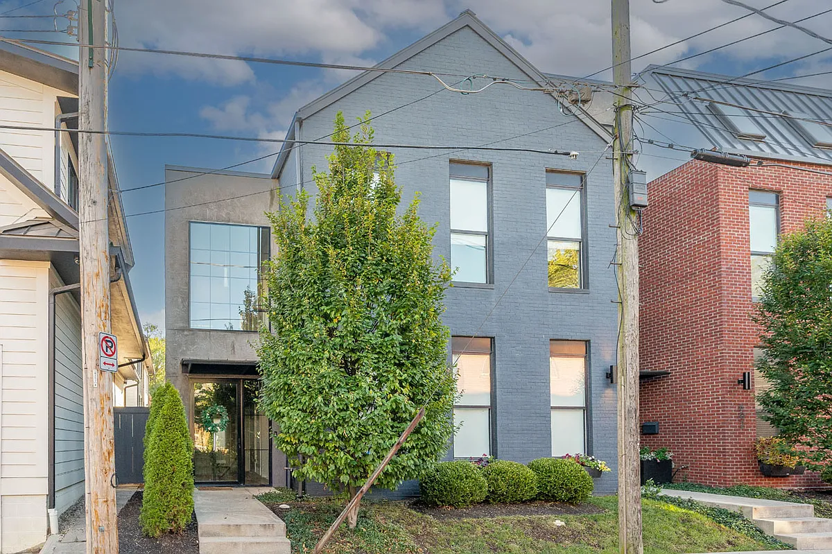 Building Photo - 598 Lathrop St