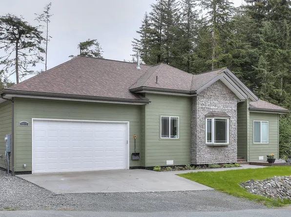 7507 Vista Del Sol Dr, Juneau, AK 99801