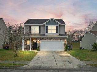 516 English Oak Cir, Moncks Corner, SC 29461