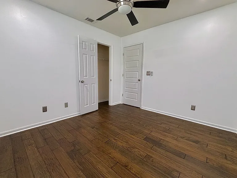 337 NE Sheila Dr — Photo 27