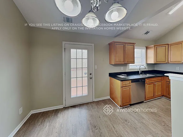 4835 Daintree Ct — Photo 4