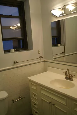 Rented by Town Residential | media 28