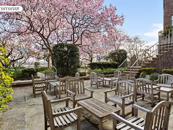 1 Beekman Place image 18 of 21