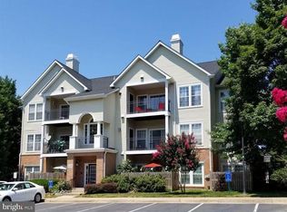 4144 Fountainside Ln UNIT 201, Fairfax, VA 22030