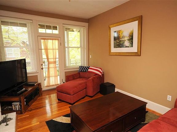 3rd image of 912 Matoaka St APT 3