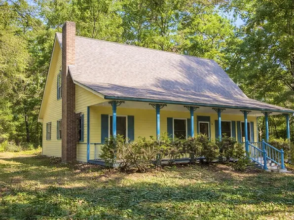 2051 An County Rd #396, Palestine, TX 75801