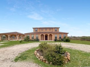 2211 Old Lehmann Rd, Seguin, TX 78155