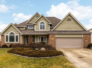 4700 Hickorybend Dr, Grove City, OH