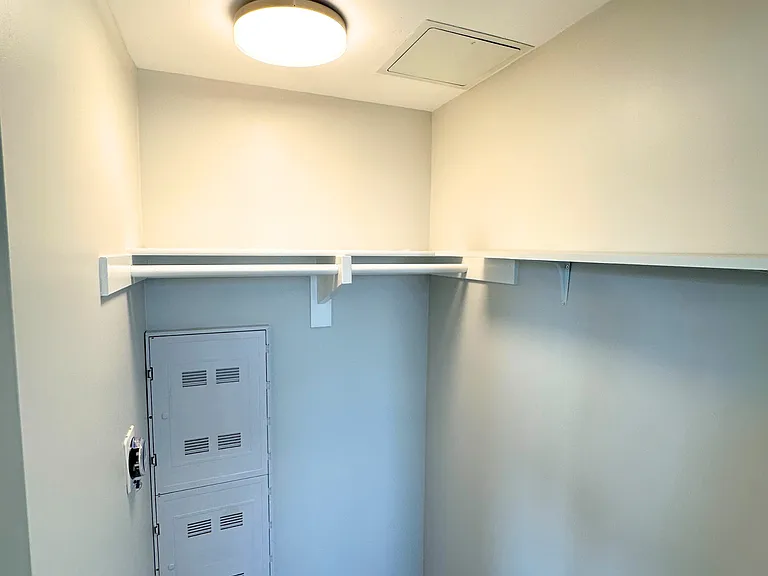 Evoc Hillcrest — Photo 45