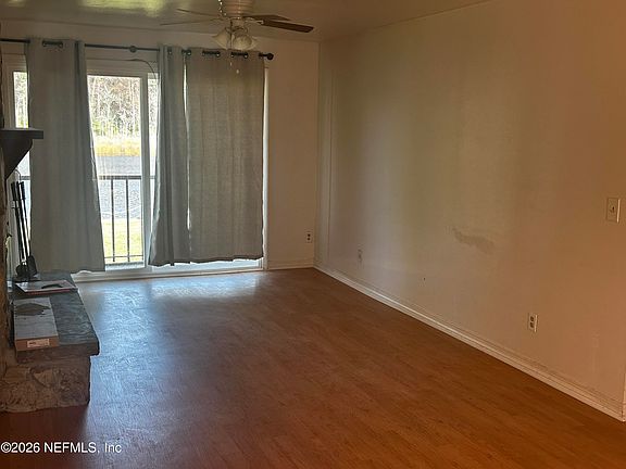 3rd image of 1530 El Prado Rd APT 6