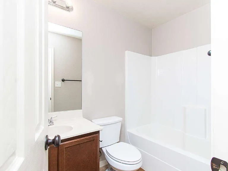 4409 Brutus Ln #B — Photo 11