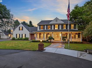 24700 NE Prairie View Dr, Aurora, OR 97002