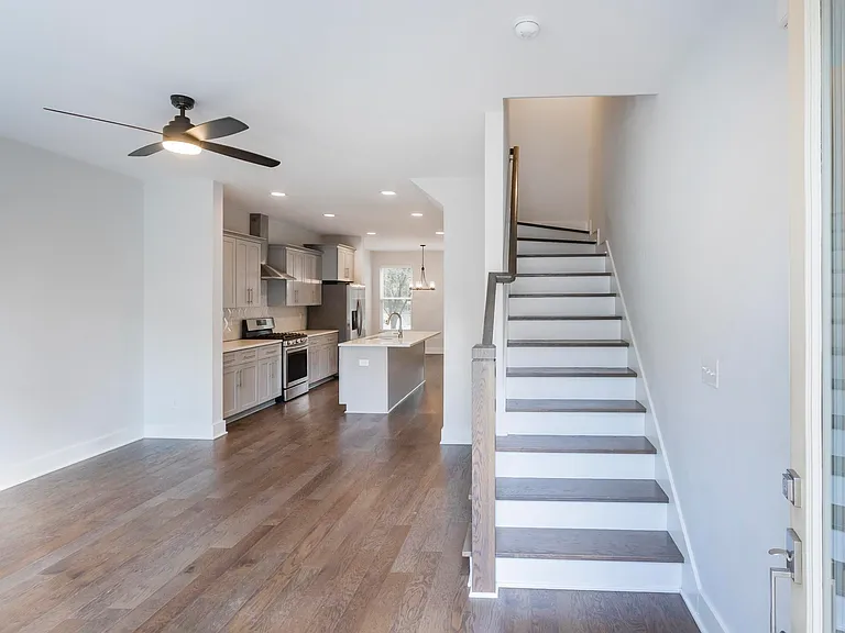 708 Tral St — Photo 4