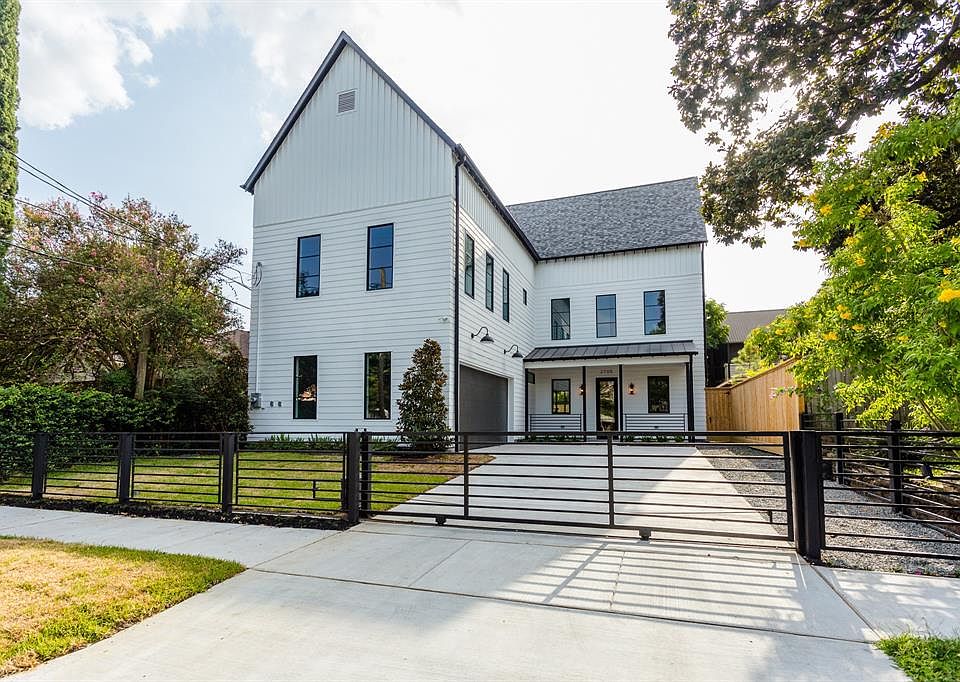 1st image of 2705 Julian St