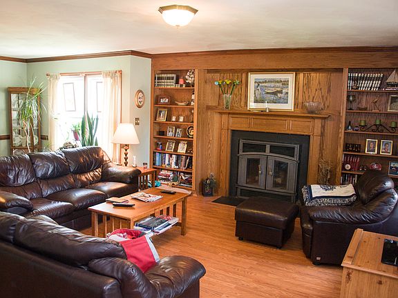 2nd image of 3121 Winterberry Ln