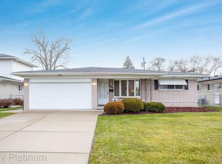 33615 Shelley Lynne Dr, Sterling Heights, MI 48312