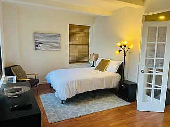 Rented by Manhattan Management Group