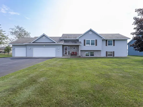 2332 NEWCASTLE DRIVE, Kronenwetter, WI 54455