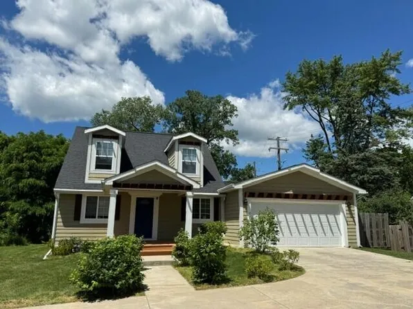 1 Maple Village Ct, Ann Arbor, MI 48103