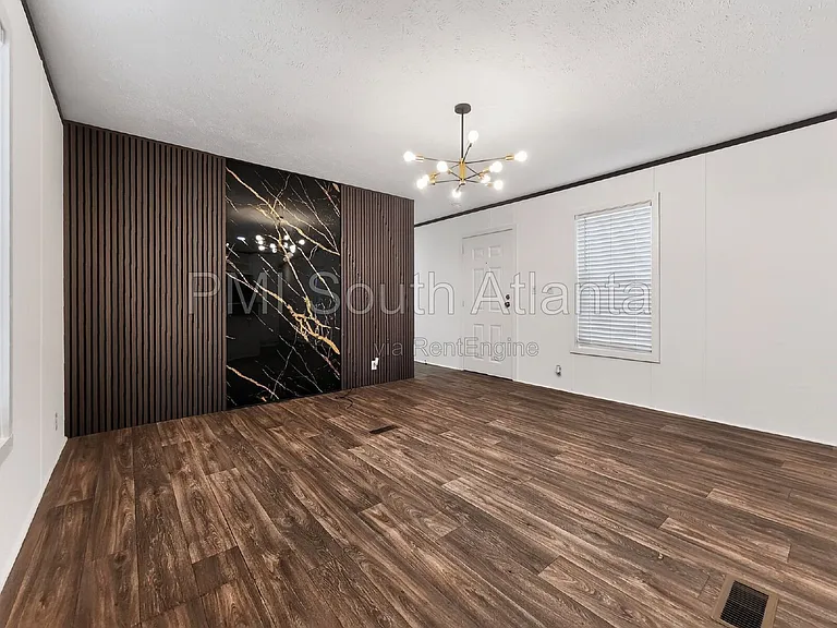 2621 Jeffersonville Rd #23 — Photo 6